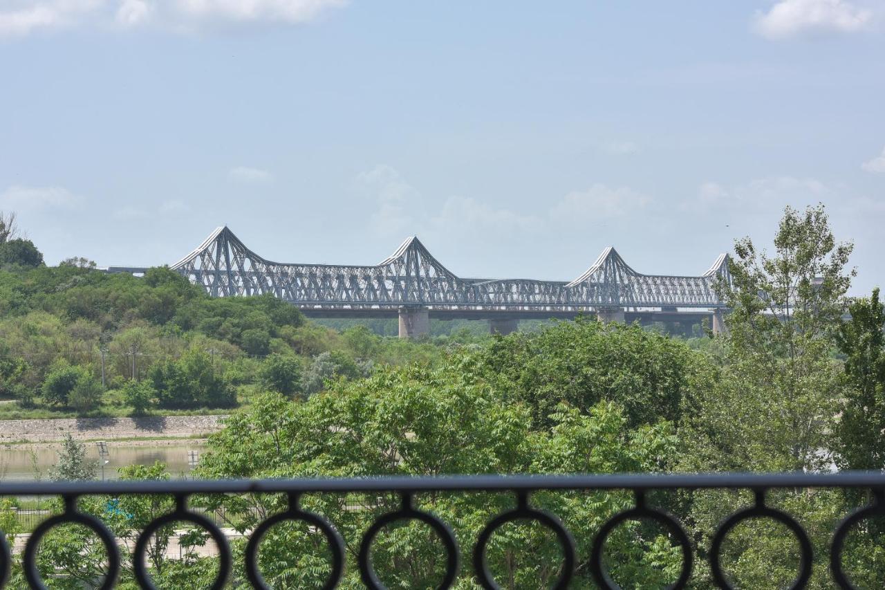 Imperio Hotel Cernavoda Bagian luar foto