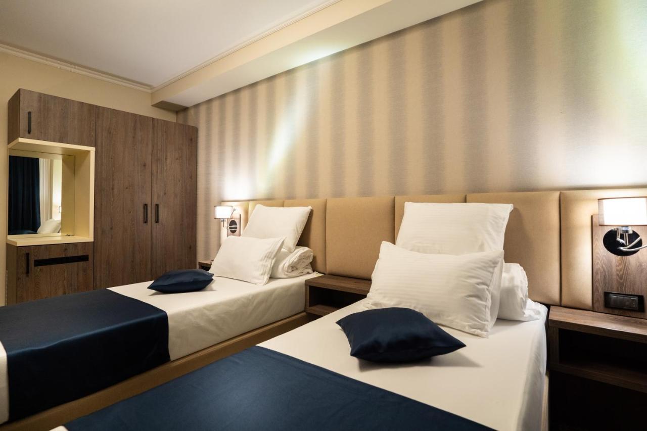 Imperio Hotel Cernavoda Bagian luar foto